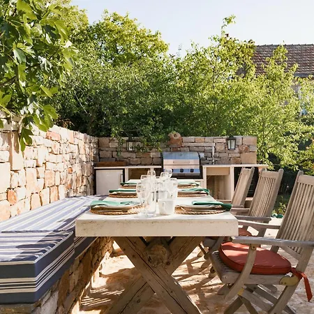 Estelle, Timeless Design In Ancient Stone Villa