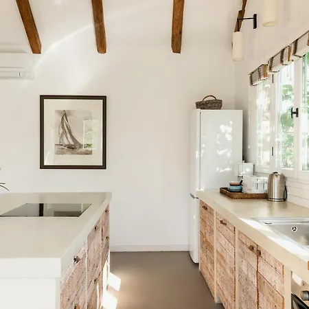 Estelle, Timeless Design In Ancient Stone * Vrbanj
