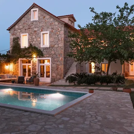 Estelle, Timeless Design In Ancient Stone Villa Vrbanj