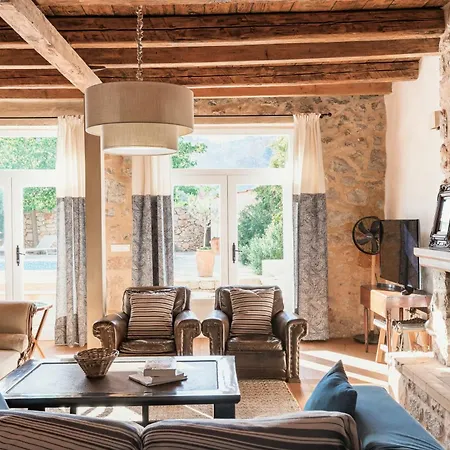 Estelle, Timeless Design In Ancient Stone *