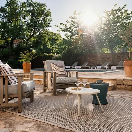 Estelle, Timeless Design In Ancient Stone * Vrbanj