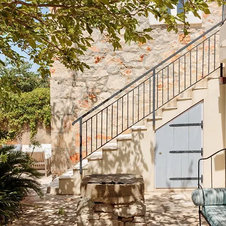 Estelle, Hvar Island Vrbanj